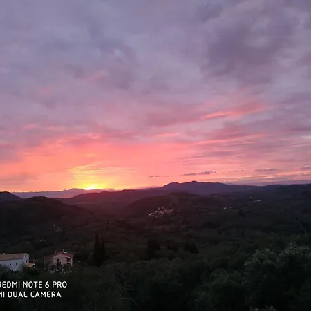 Billy's Breathtaking View Cozy Κάτω Παυλιάνα